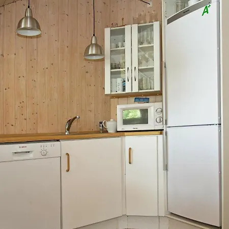 Holiday home Four-bedroom Holiday In Bjert