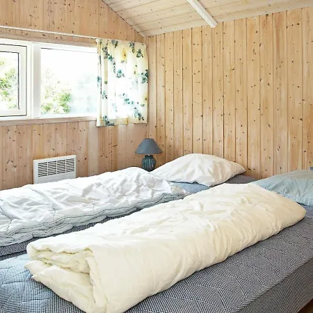 Holiday home Four-bedroom Holiday In Bjert *