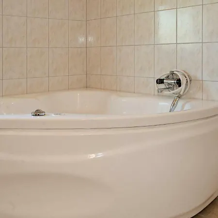 Holiday home Four-bedroom Holiday In Bjert